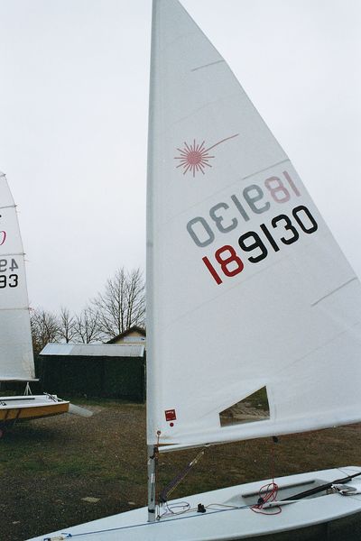 New laser 1 (32792 bytes)